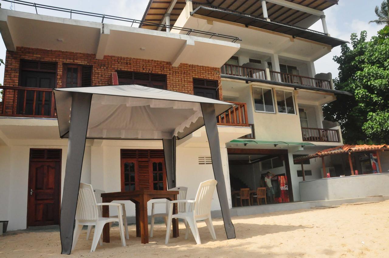 Wave Beach Resort ウナワトゥナ エクステリア 写真